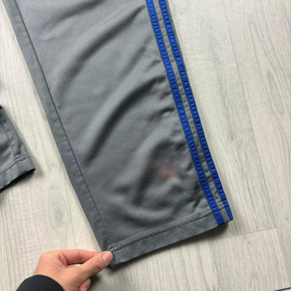 VINTAGE Y2K ADIDAS POPPER BAGGY TRACKSUIT BOTTOMS GREY