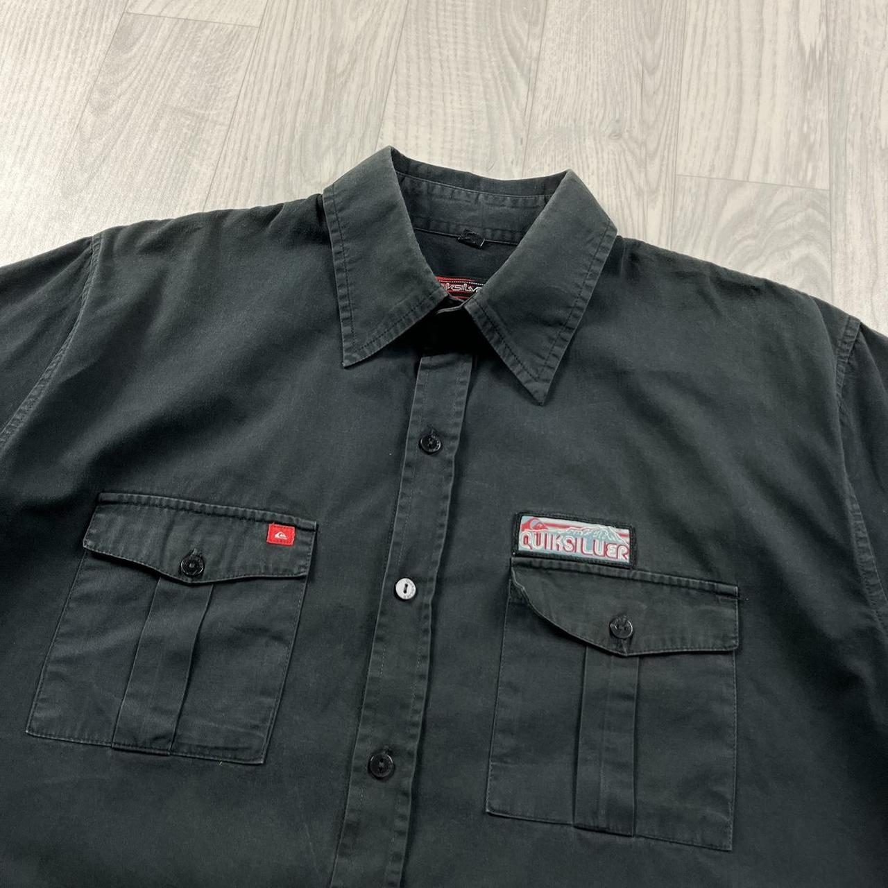 VINTAGE Y2K QUIKSILVER SHORT SLEEVE SHIRT FADED BLACK