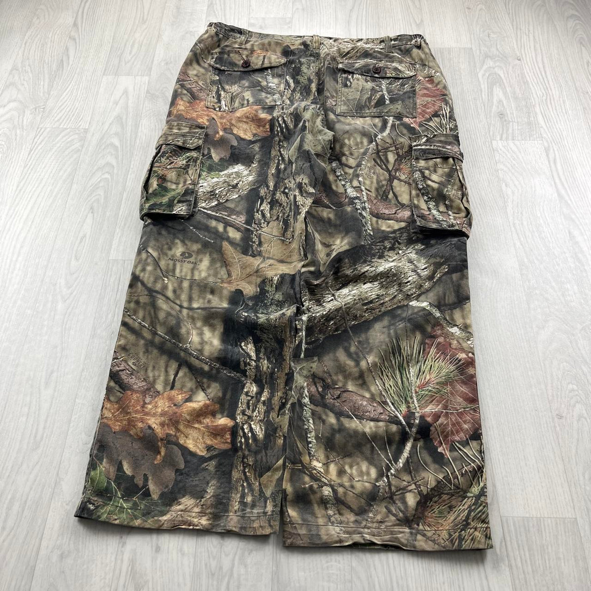 VINTAGE MOSSY OAK BAGGY CAMO CARGO PANTS