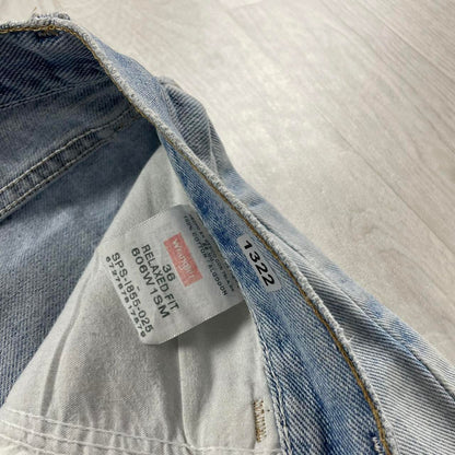 VINTAGE WRANGLER BAGGY LOOSE SKATER JORTS LIGHT BLUE (36w)