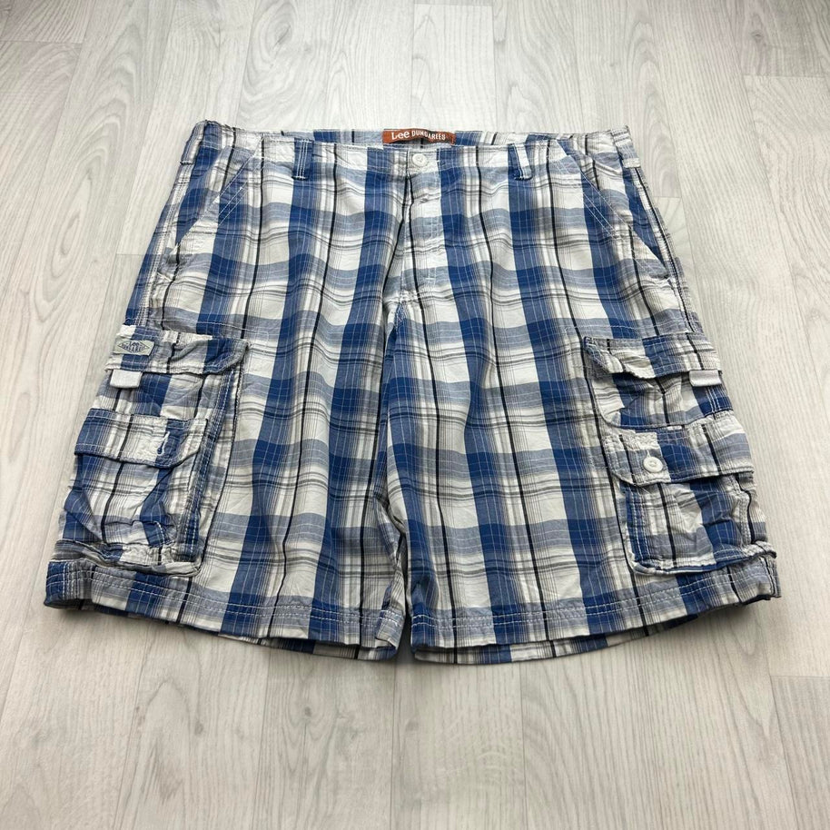 VINTAGE Y2K LEE BAGGY CHECKERED PLAID CARGO SHORTS WHITE / BLUE