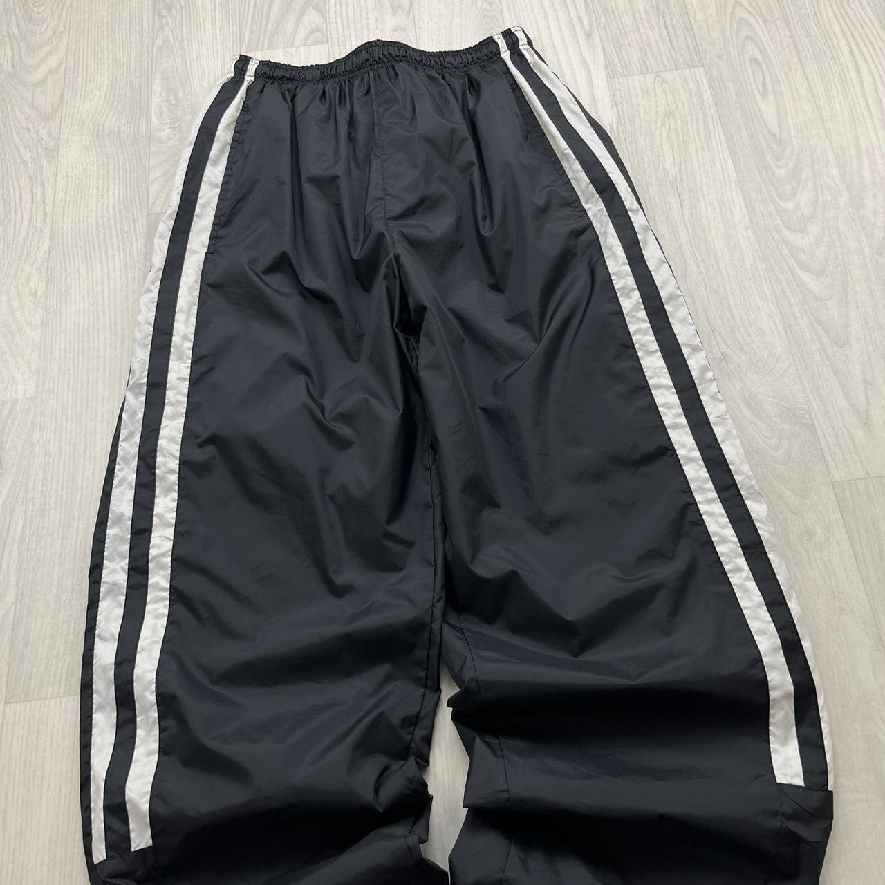VINTAGE Y2K ATHLETIC WORKS BAGGY TRACKSUIT BOTTOMS BLACK