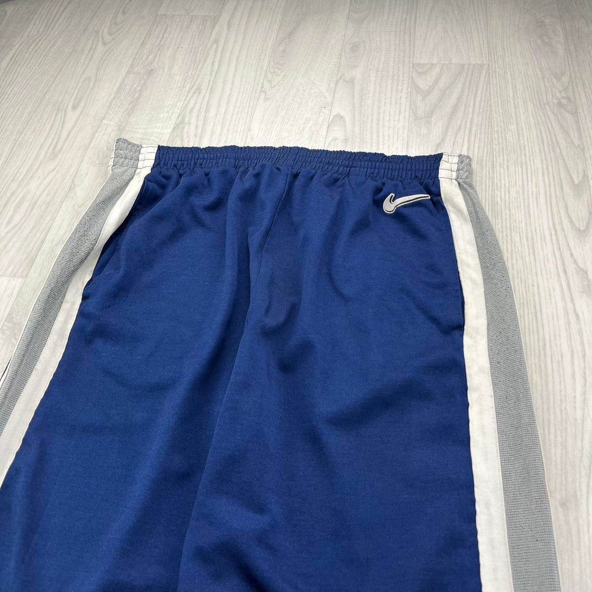 VINTAGE 90s NIKE BAGGY TRACKSUIT BOTTOMS NAVY / BLACK
