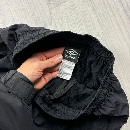 UMBRO FLEECE LINED TRACKSUIT BOTTOMS BLACK