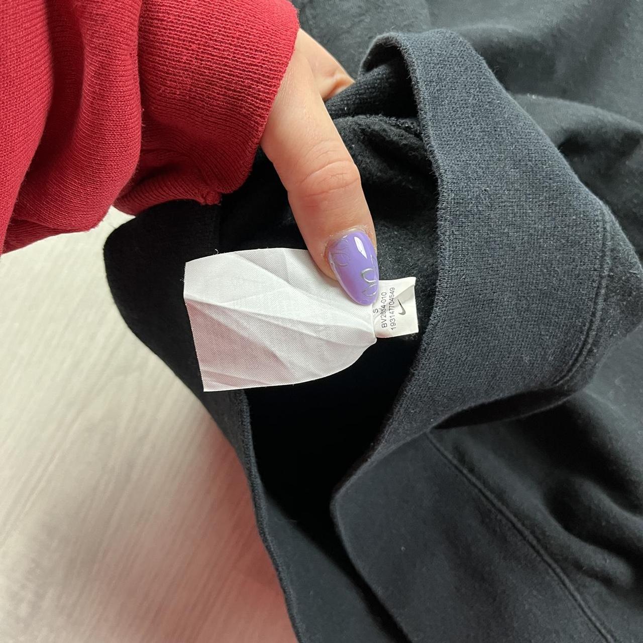 VINTAGE Y2K NIKE HOODIE BLACK