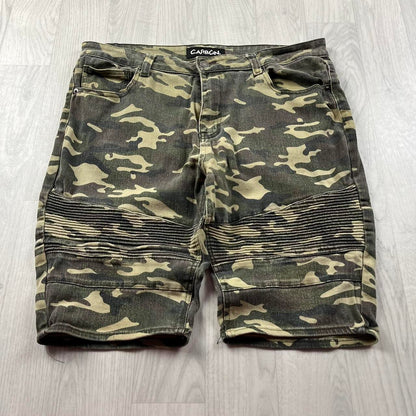 VINTAGE Y2K LOOSE CAMO SHORTS