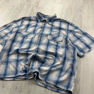 VINTAGE 00s CHEROKEE CHECKERED CROPPED SHORT SLEEVE BUTTON UP SHIRT BLUE WHITE