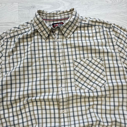 VINTAGE Y2K ONEILL CHECKERED SHORT SLEEVE SHIRT WHITE (XXL)