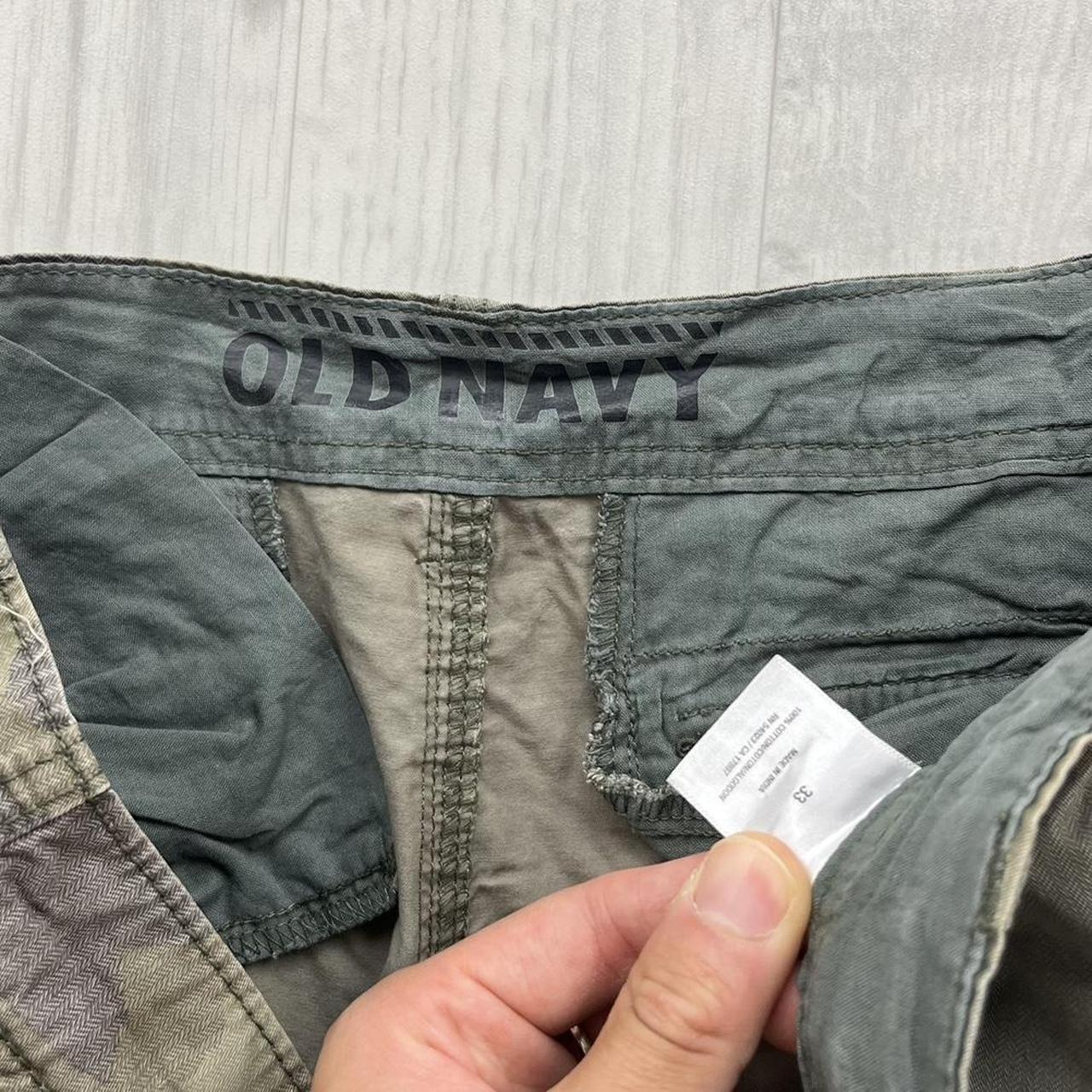 VINTAGE Y2K OLD NAVY BAGGY CAMO CARGO SHORTS