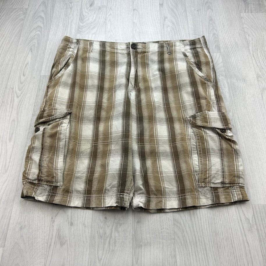 VINTAGE Y2K NO BOUNDARIES BAGGY CHECKERED PLAID CARGO SHORTS BEIGE
