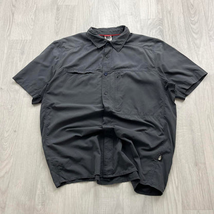 VINTAGE Y2K THE NORTH FACE UTILITY BUTTON UP SHORT SLEEVE SHIRT GREY