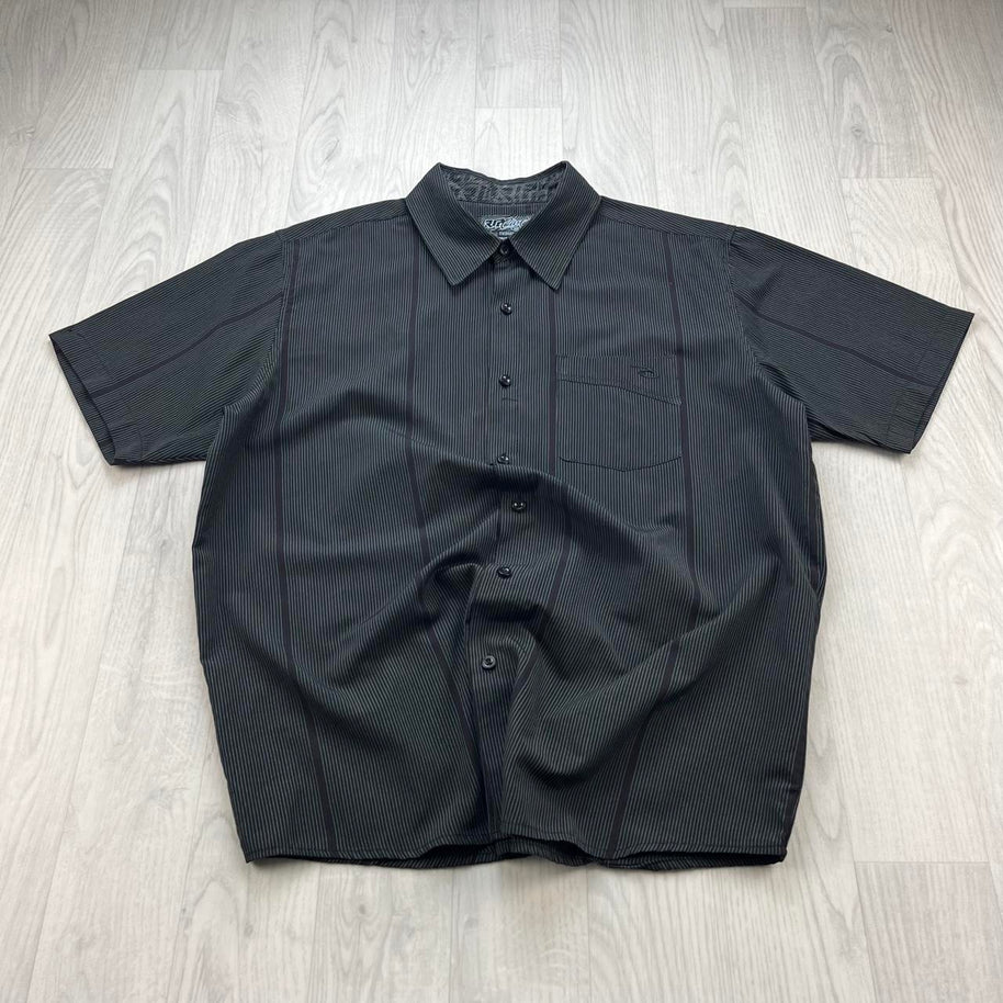 VINTAGE 00s RIP CURL STRIPED SHORT SLEEVE BUTTON UP SHIRT BLACK