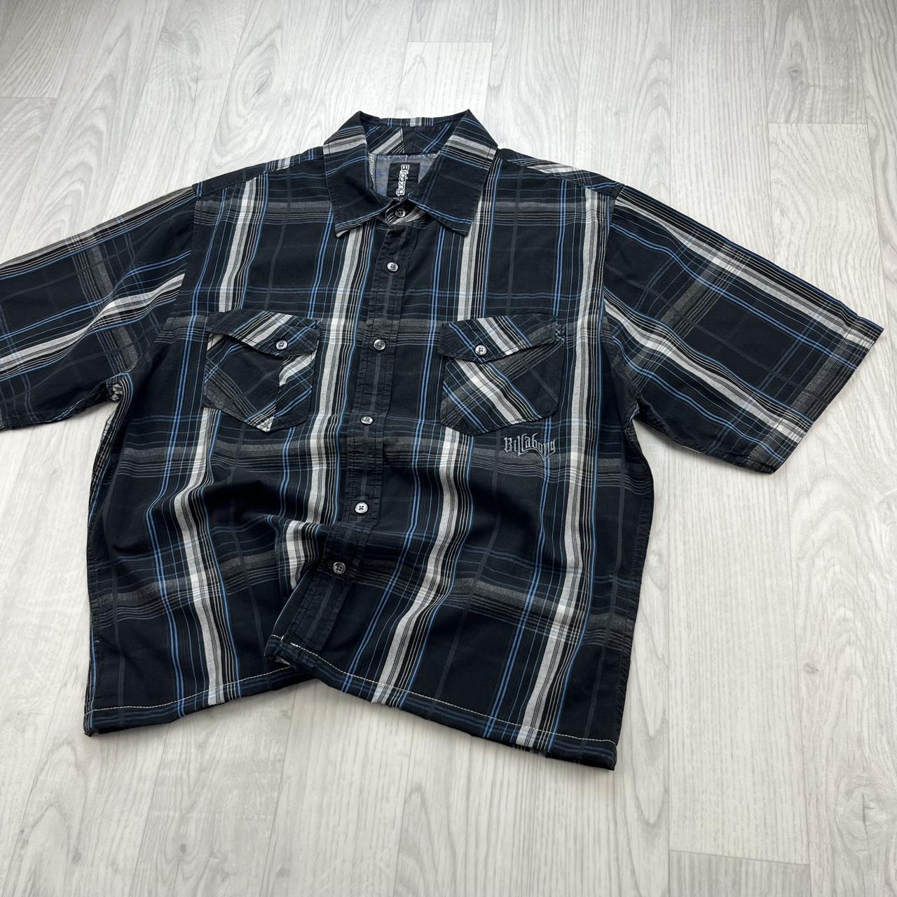 VINTAGE 00s BILLABONG CHECKERED CROPPED SHORT SLEEVE BUTTON UP SHIRT BLACK