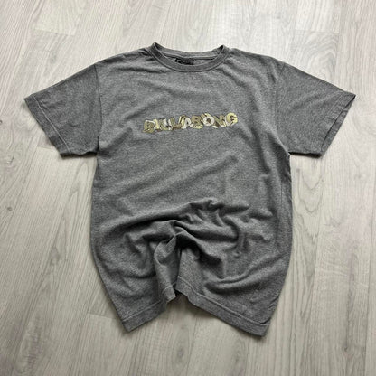 VINTAGE Y2K BILLABONG SPELL OUT GRAPHIC T SHIRT GREY