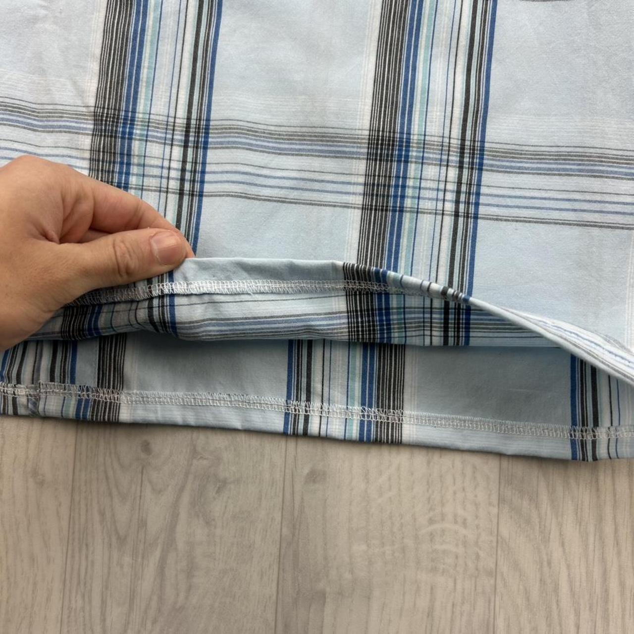 VINTAGE 00s ANIMAL CHECKERED CROPPED SHORT SLEEVE BUTTON UP SHIRT LIGHT BLUE