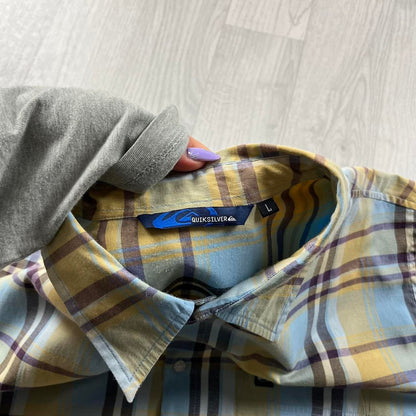 VINTAGE Y2K QUIKSILVER CHECKERED SHORT SLEEVE SHIRT BLUE YELLOW