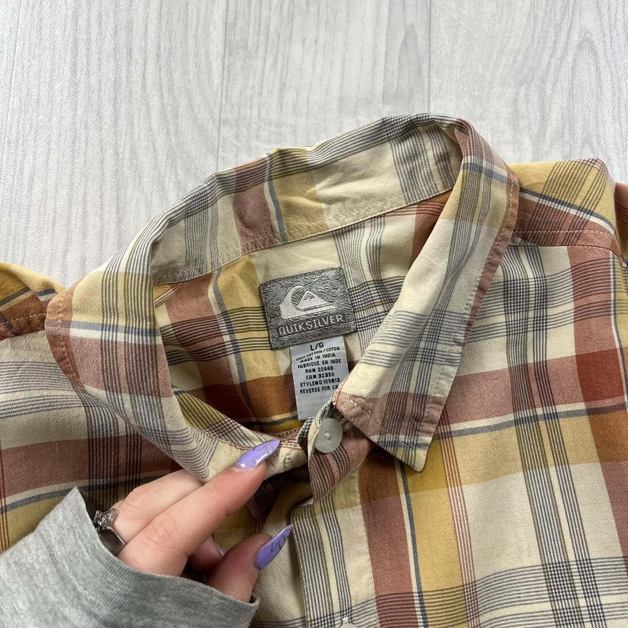 VINTAGE Y2K QUIKSILVER CHECKERED SHORT SLEEVE SHIRT MULTI