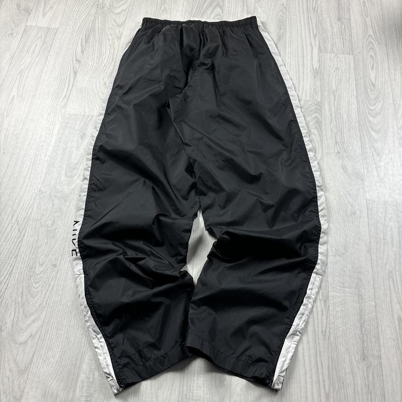 VINTAGE Y2K NIKE BAGGY TRACKSUIT BOTTOMS BLACK