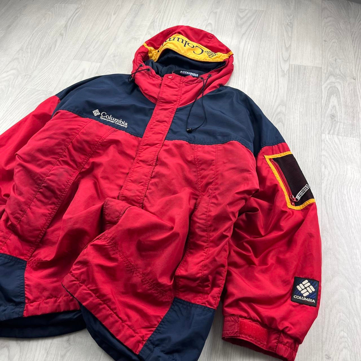 VINTAGE Y2K COLUMBIA TECHNICAL PADDED SKI JACKET RED