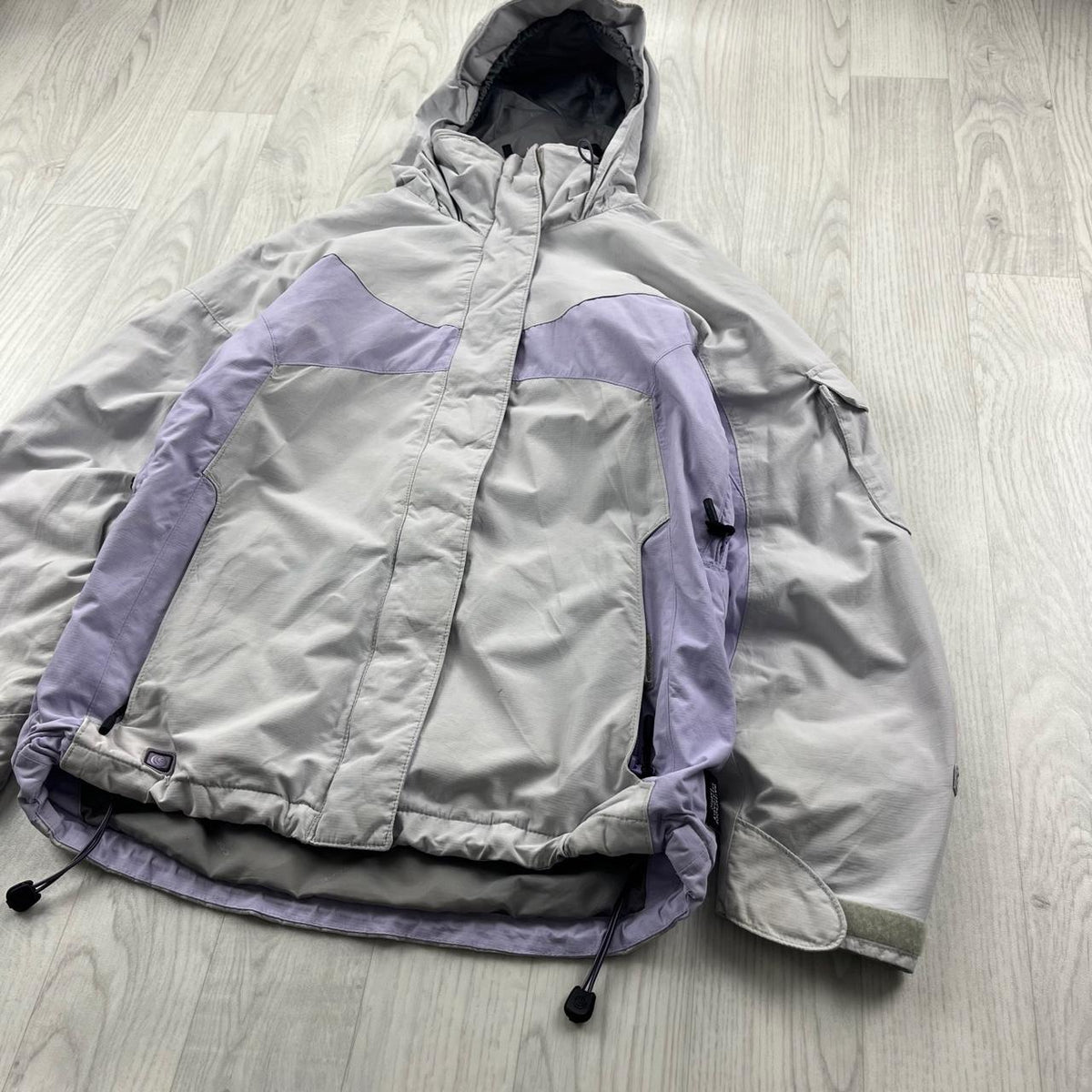 VINTAGE Y2K COLUMBIA TECHNICAL UTILITY SKI JACKET WHITE / LILAC