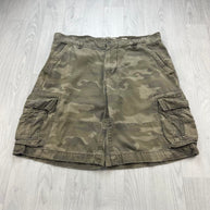 VINTAGE Y2K NO BOUNDARIES BAGGY CAMO CARGO SHORTS KHAKI