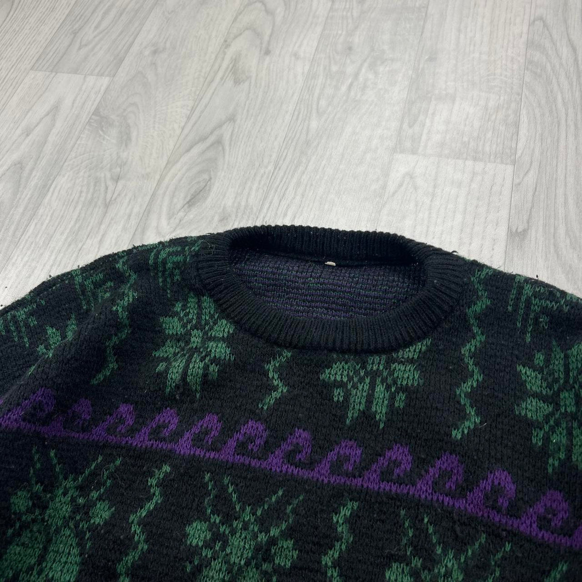 VINTAGE 90s PATTERN KNITTED JUMPER BLACK / GREEN