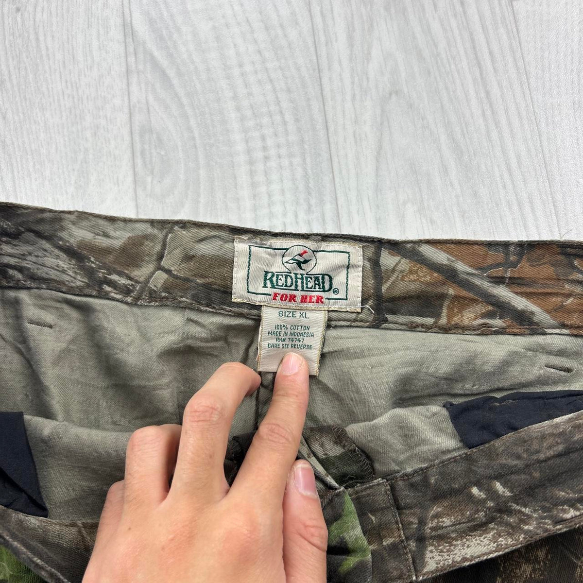 VINTAGE REALTREE BAGGY CAMO CARGO TROUSERS