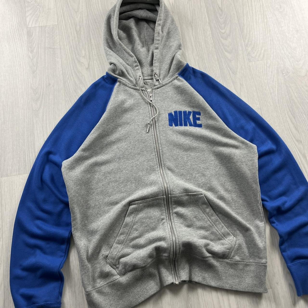 VINTAGE Y2K NIKE GRAPHIC HOODIE GREY BLUE