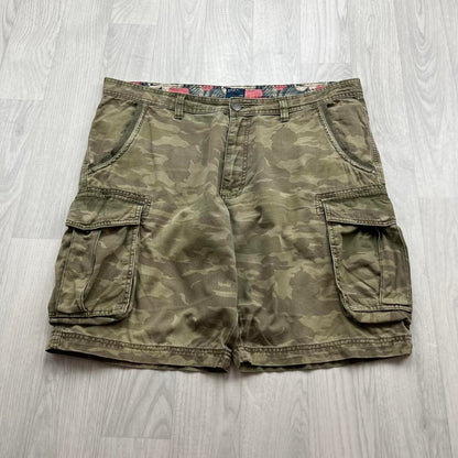 VINTAGE Y2K BAGGY CAMO CARGO SHORTS KHAKI