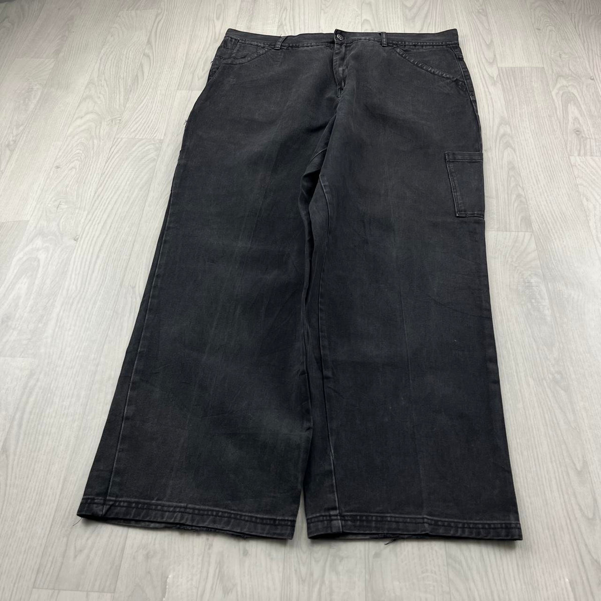 VINTAGE Y2K BROOKLYN XPRESS WIDE LEG CARGO JEANS BLACK