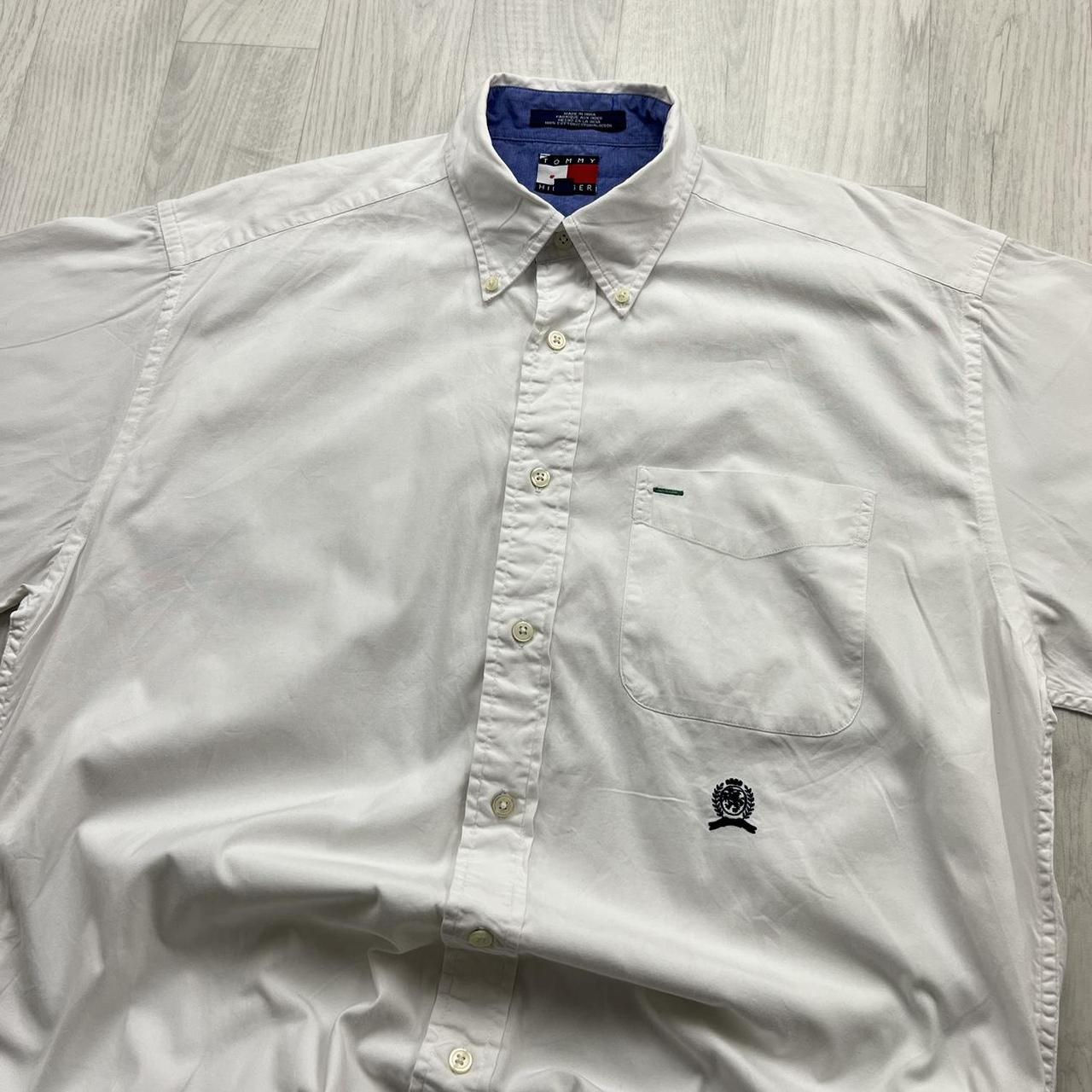 VINTAGE Y2K TOMMY HIFILGER SHORT SLEEVE BUTTON UP SHIRT WHITE