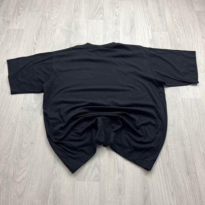 VINTAGE 90s UMBRO SMALL LOGO T SHIRT BLACK