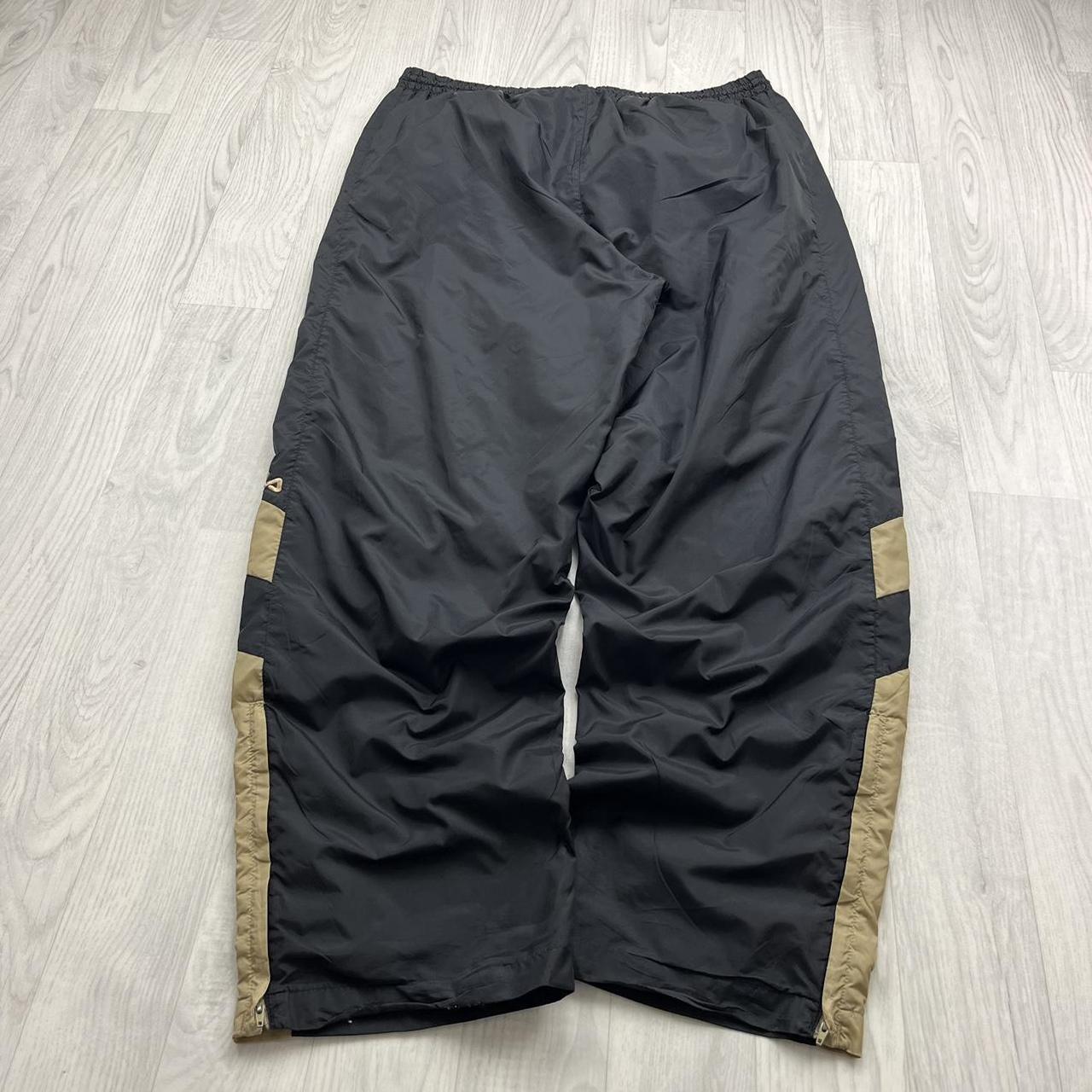 VINTAGE Y2K FILA BAGGY TRACKSUIT BOTTOMS BLACK