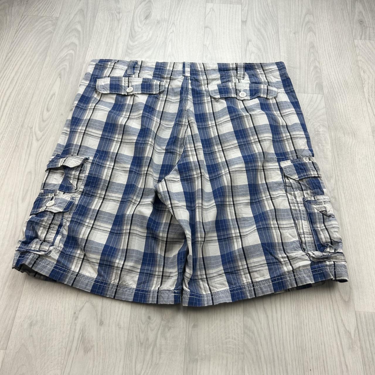 VINTAGE Y2K LEE BAGGY CHECKERED PLAID CARGO SHORTS WHITE / BLUE