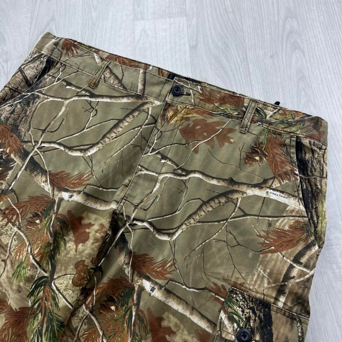 VINTAGE REALTREE BAGGY CAMO CARGO PANTS