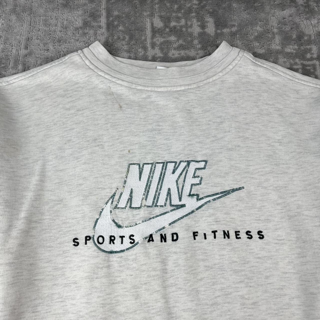 VINTAGE 90s NIKE BOXY SWEATSHIRT GREY