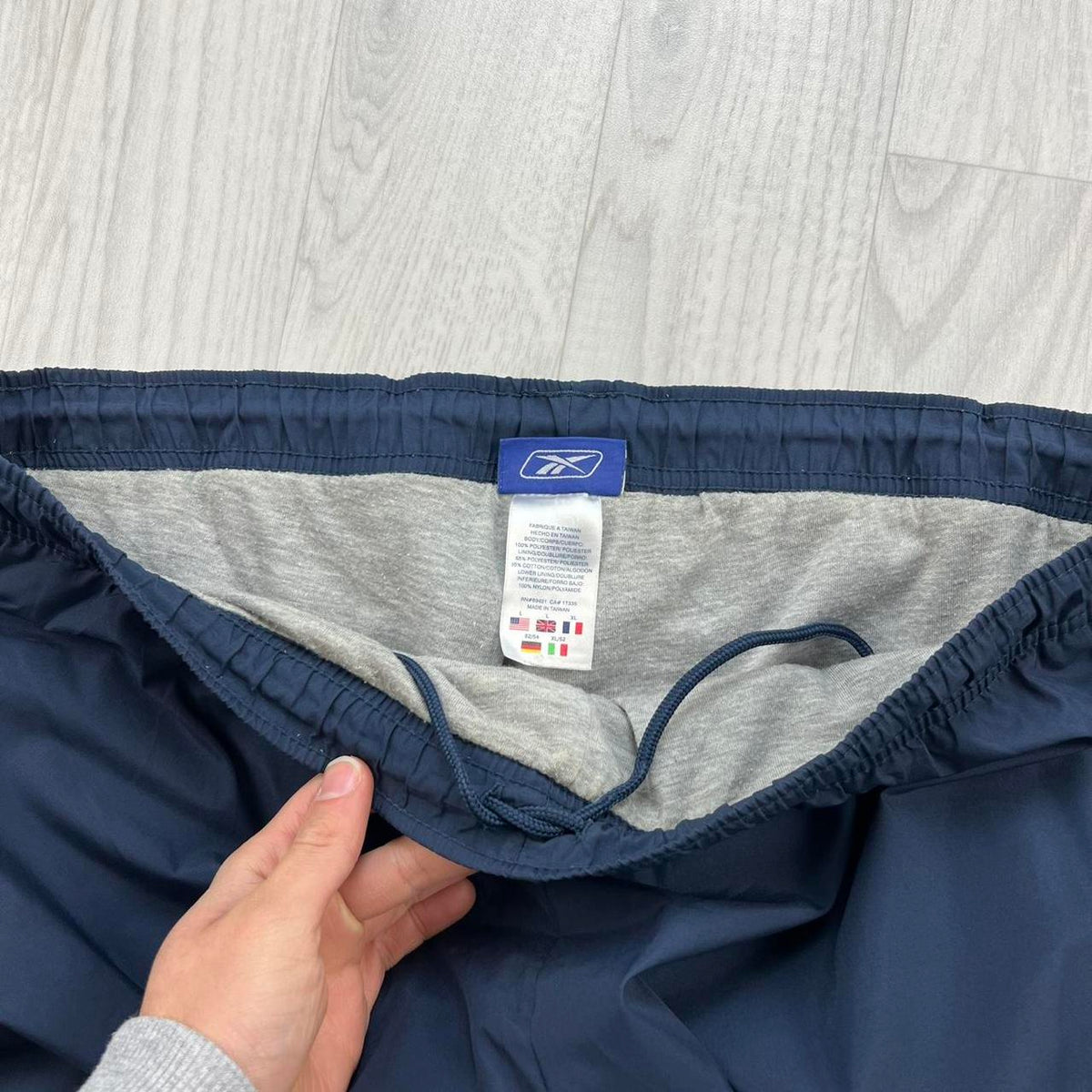 VINTAGE Y2K REEBOK BAGGY TRACKSUIT BOTTOMS NAVY