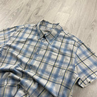 VINTAGE 00s FISHBONE CHECKERED CROPPED SHORT SLEEVE BUTTON UP SHIRT WHITE BLUE