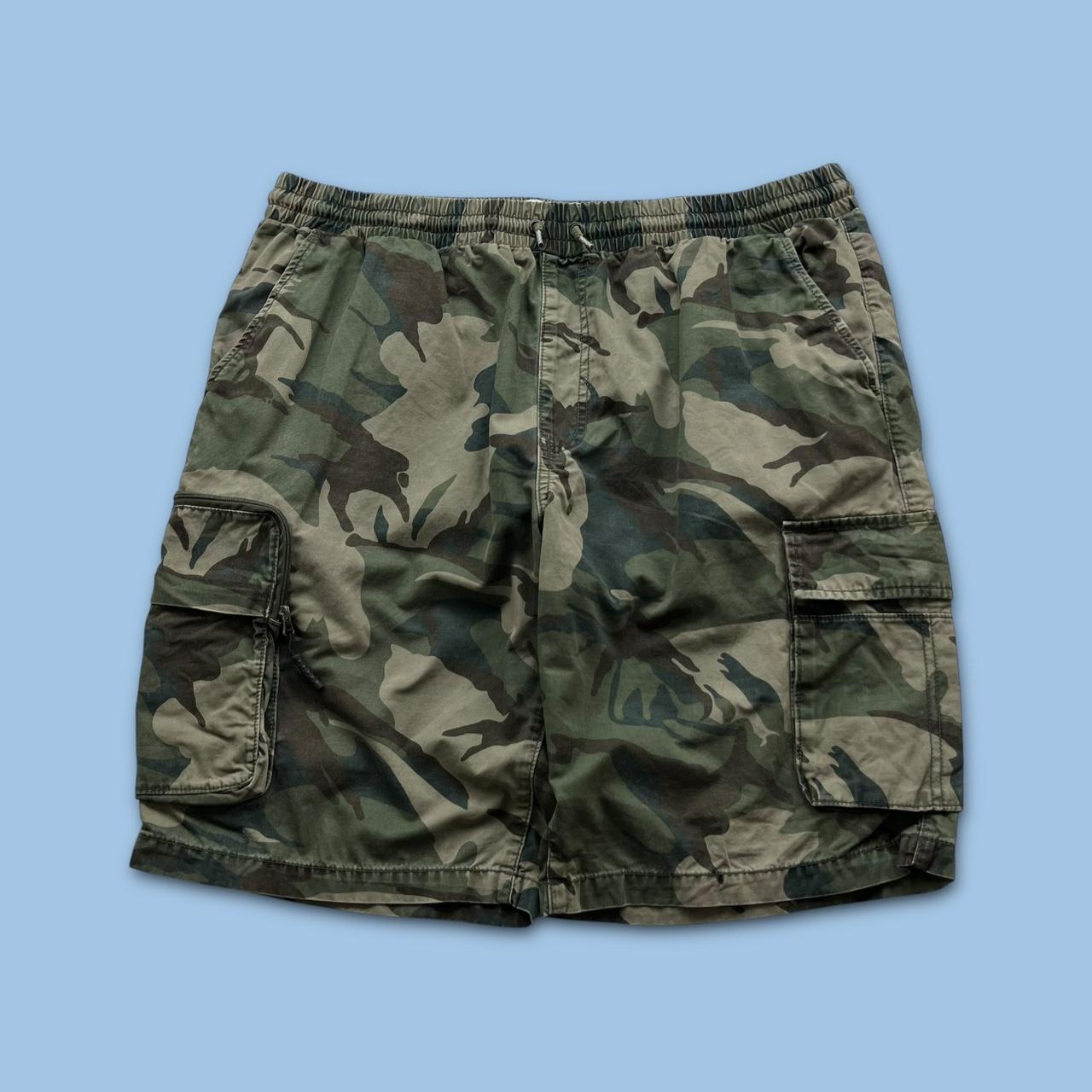 GEORGE BAGGY LOOSE CAMO SHORTS