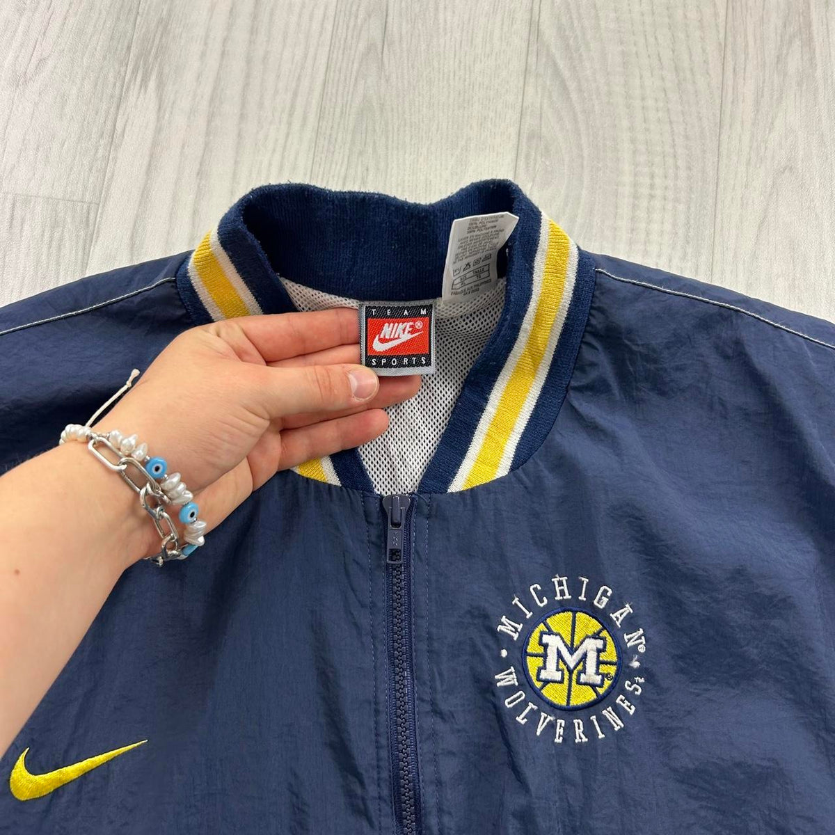 VINTAGE 90s NIKE MICHIGAN WOLVERINES TRACK JACKET NAVY / YELLOW