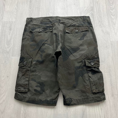 VINTAGE Y2K BAGGY CAMO CARGO SHORTS
