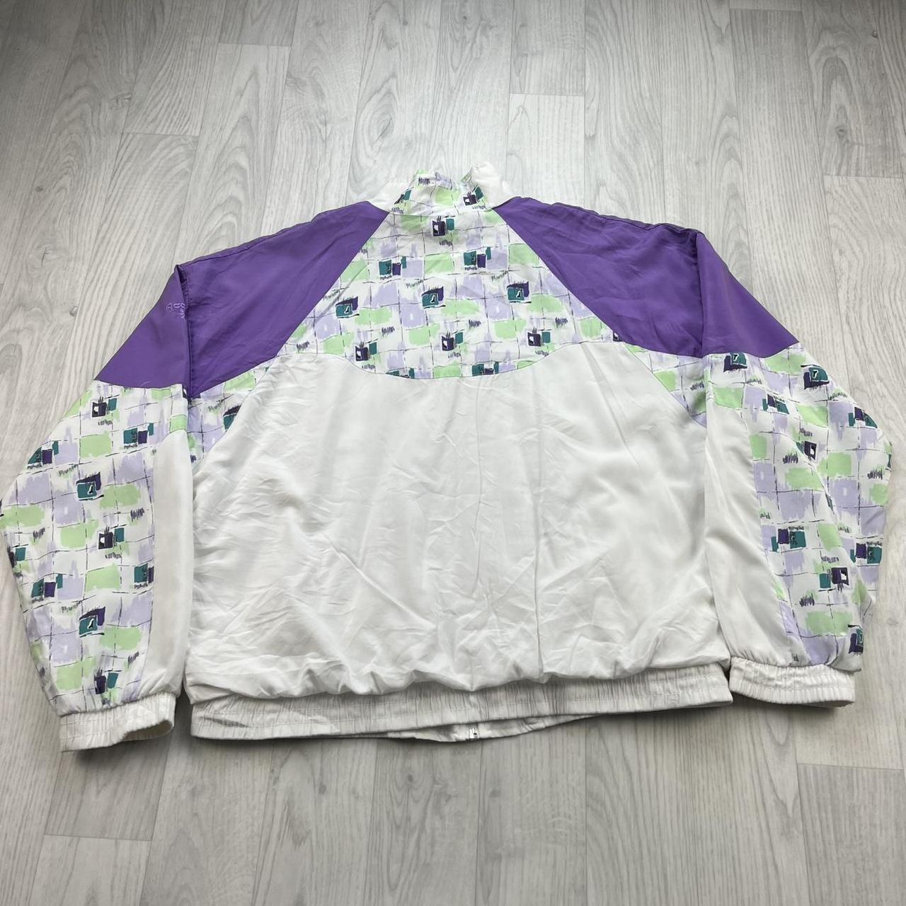 VINTAGE 90s REEBOK GEOMETRIC GRAPHIC WINDBREAKER JACKET WHITE / PURPLE