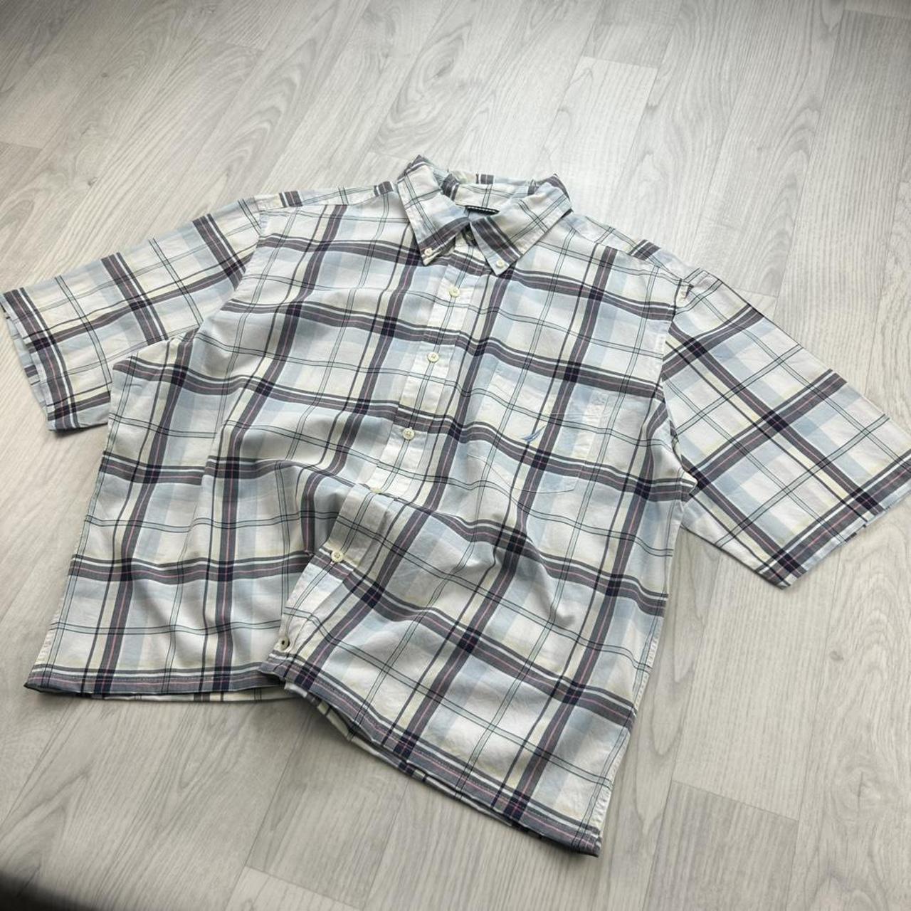 VINTAGE 00s NAUTICA CHECKERED CROPPED SHORT SLEEVE BUTTON UP SHIRT WHITE
