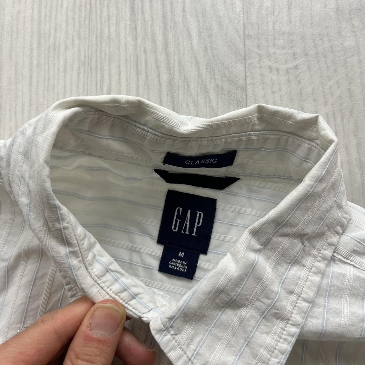 VINTAGE Y2K GAP SHORT SLEEVE STRIPED SHIRT WHITE