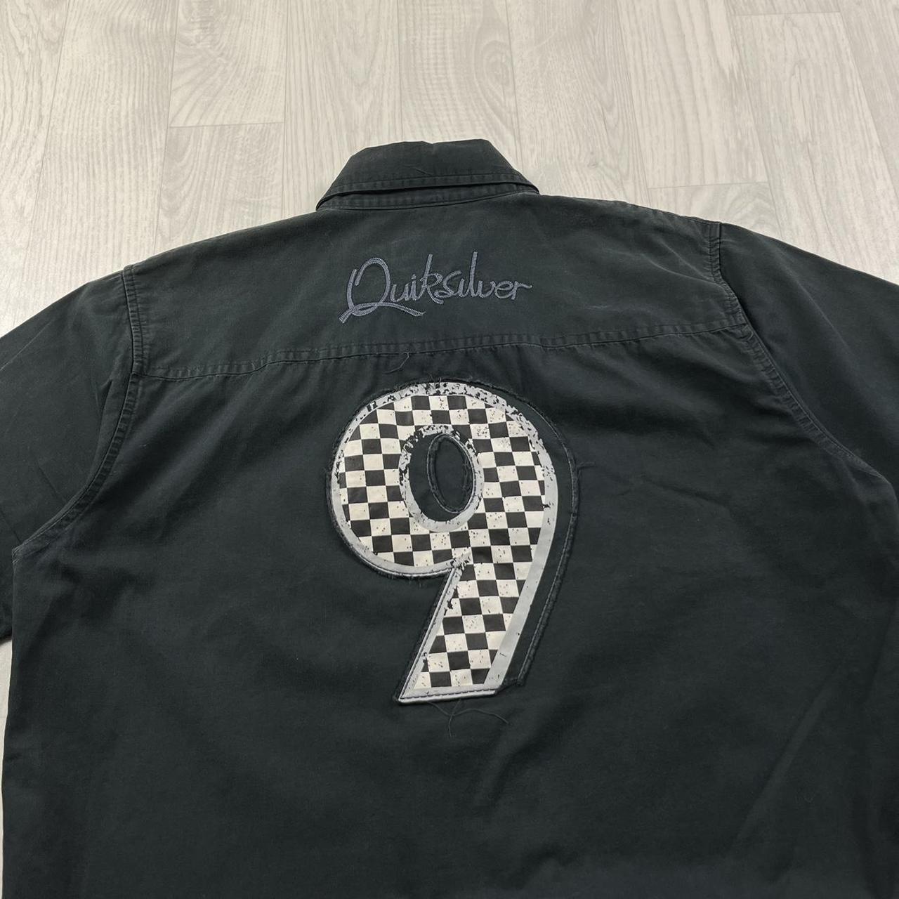 VINTAGE Y2K QUIKSILVER SHORT SLEEVE SHIRT FADED BLACK