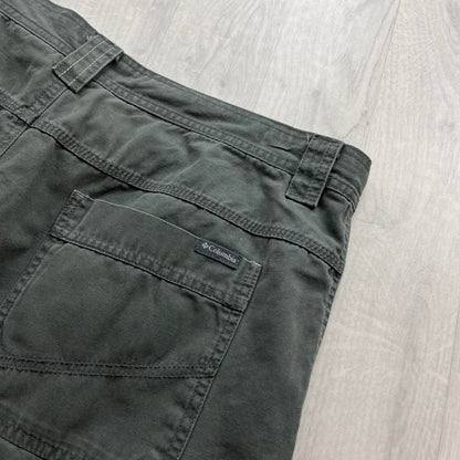 VINTAGE Y2K COLUMBIA BAGGY UTILITY SHORTS GREEN TEAL