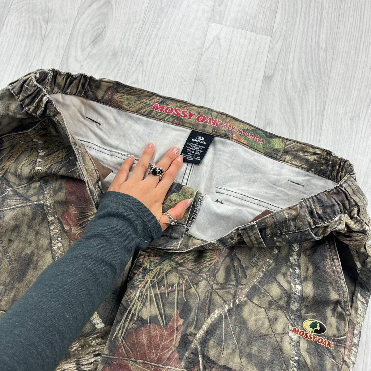 VINTAGE REALTREE MOSSY OAK BAGGY CAMO CARGO PANTS