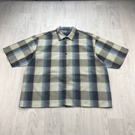 VINTAGE 00s KICKERS CHECKERED CROPPED SHORT SLEEVE BUTTON UP SHIRT BLUE / BEIGE