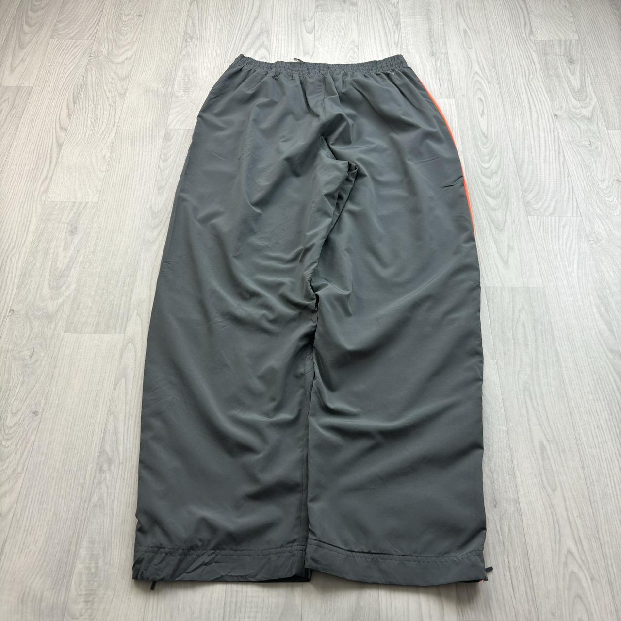 VINTAGE Y2K NIKE BAGGY TRACKSUIT BOTTOMS GREY