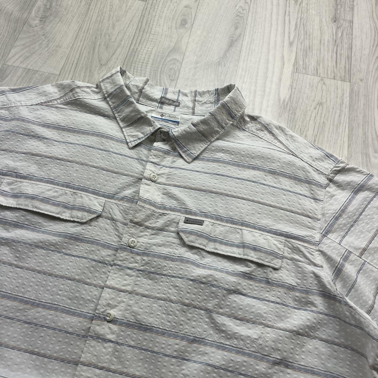 VINTAGE Y2K COLUMBIA STRIPED SHORT SLEEVE SHIRT WHITE